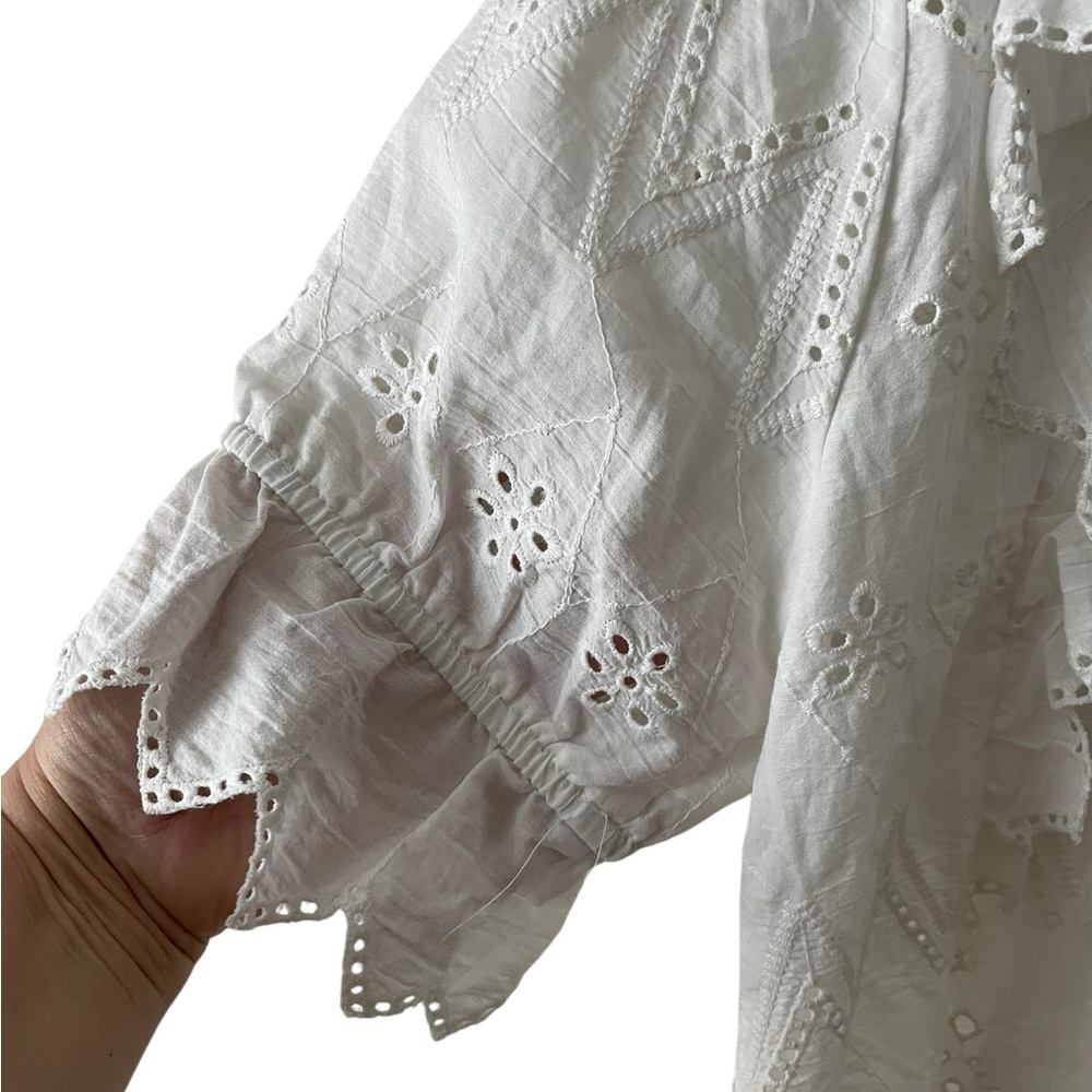 Jennifer & Grace White Eyelet Ruffle Blouse Size L - Picture 3 of 6